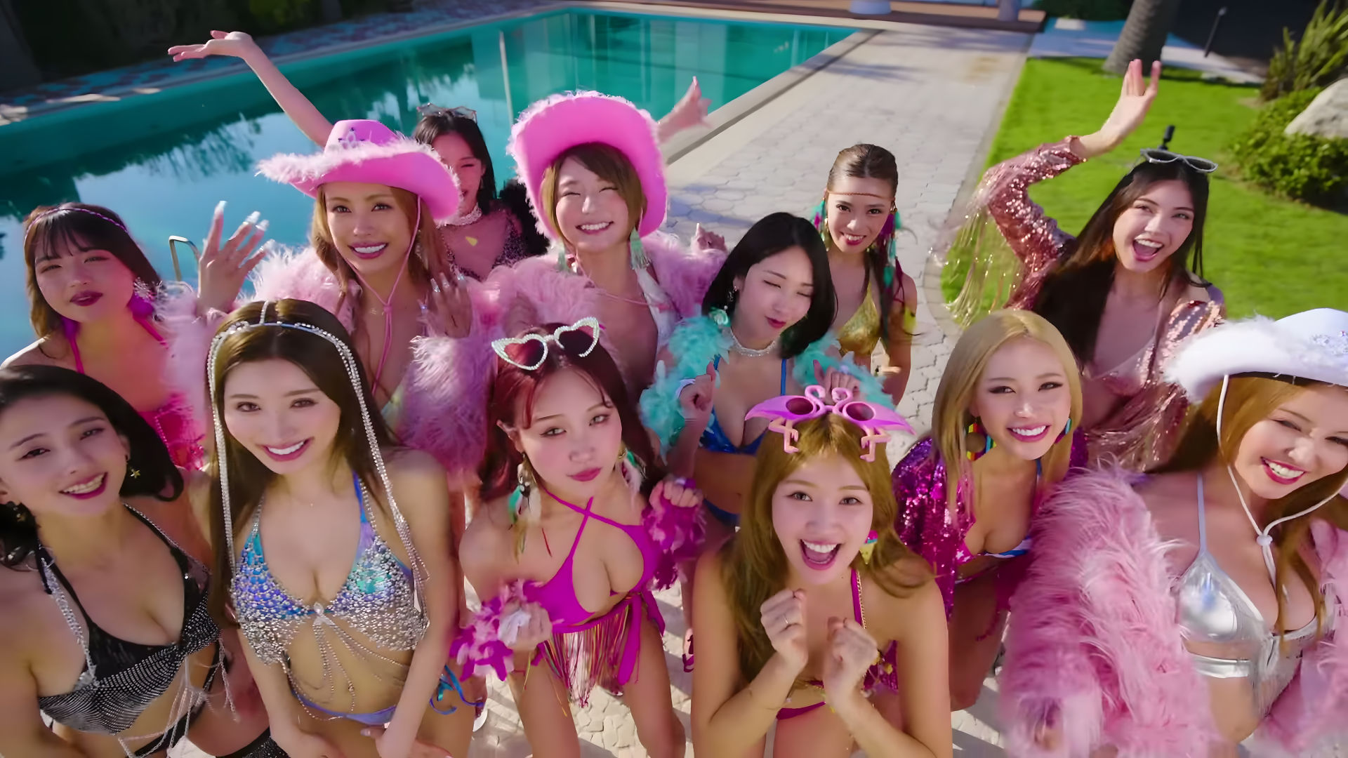 1758390924-CYBERJAPAN DANCERS –「Bounce!」Official Music Video.mp4_20250921_013932.276_upscayl_1x_upscayl-standard-4x (2)